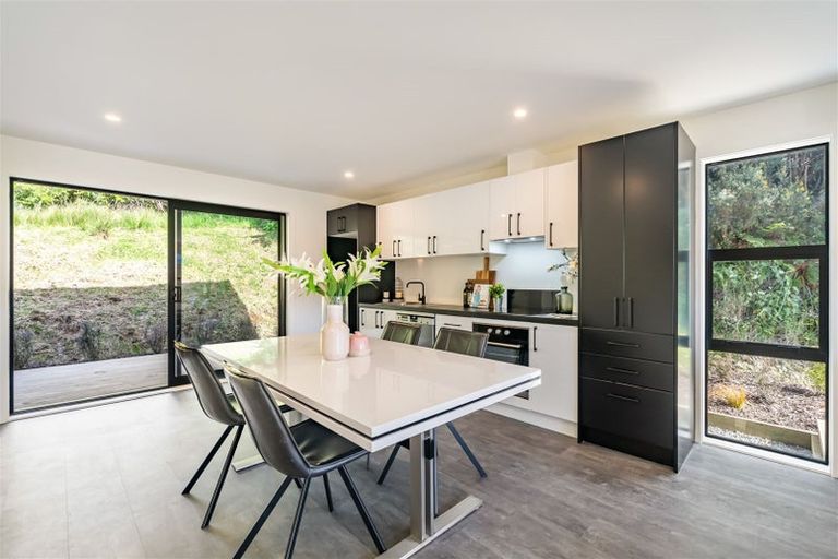 Photo of property in 11 Hastings Grove, Wainuiomata, Lower Hutt, 5014