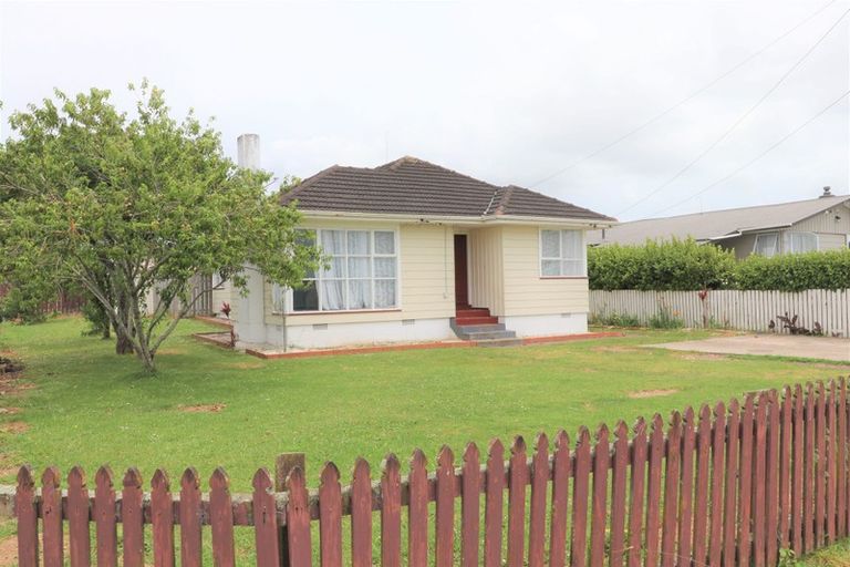 Photo of property in 2 Mervan Street, Mangere East, Auckland, 2024