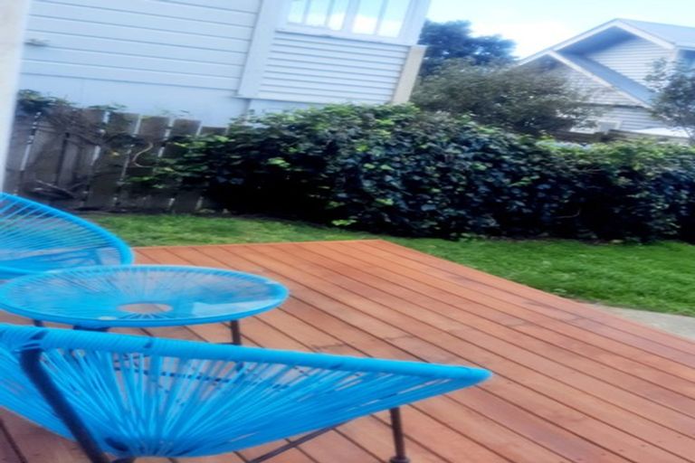 Photo of property in 27 Rhine Street, Island Bay, Wellington, 6023