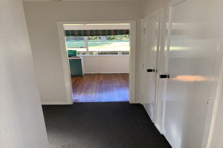 Photo of property in 47b Cypress Drive, Maungaraki, Lower Hutt, 5010