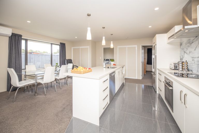 Photo of property in 22 Streamside Terrace, Kaiapoi, 7630