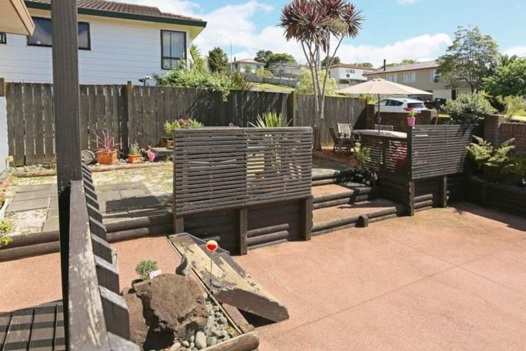 Photo of property in 188 Solar Road, Glen Eden, Auckland, 0602