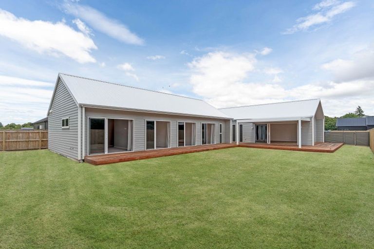 Photo of property in 38 Orchard Road, Greytown, 5712