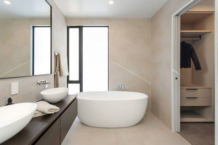 Photo of property in 27 Carlton Mill Road, Merivale, Christchurch, 8014