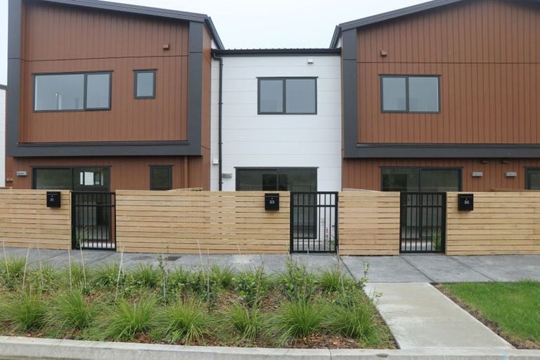 Photo of property in 33 Sun Orchid Avenue, Wiri, Auckland, 2104