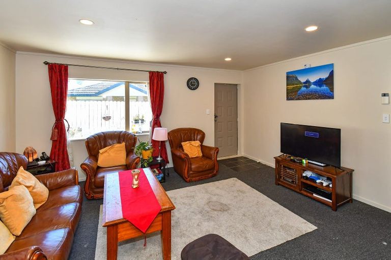 Photo of property in 30 Manston Road, Mangere, Auckland, 2022