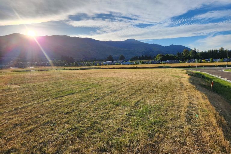 Photo of property in 6 Mason Street, Wanaka, 9305