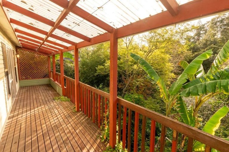 Photo of property in 42 Castleton Drive, Howick, Auckland, 2014