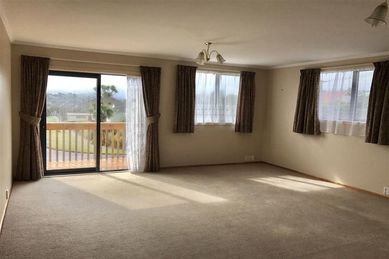 Photo of property in 4 Hindmarsh Street, Johnsonville, Wellington, 6037