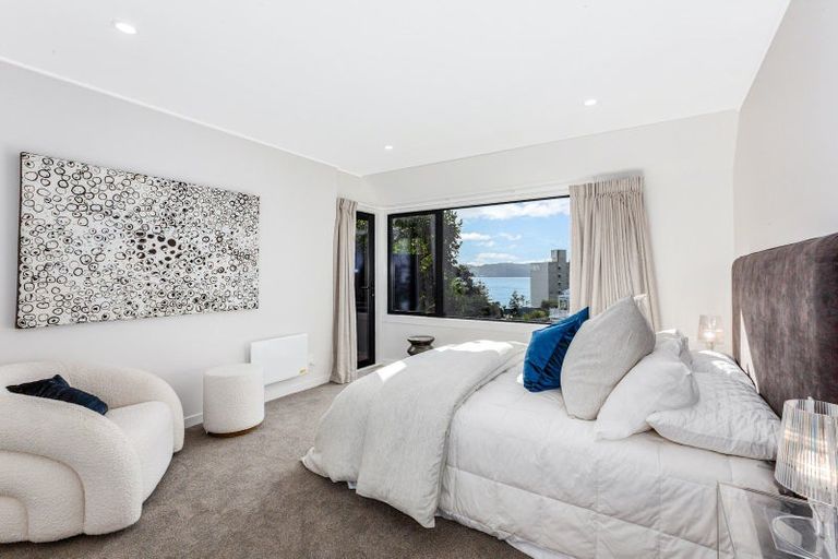 Photo of property in 28 Hay Street, Oriental Bay, Wellington, 6011