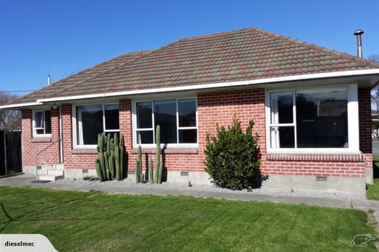Photo of property in 43 Veitches Road, Casebrook, Christchurch, 8051
