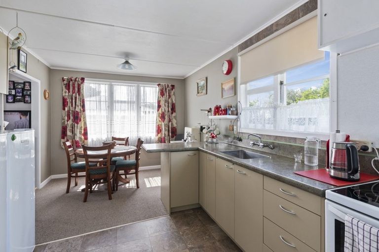 Photo of property in 3 Engles Road, Shannon, 4821