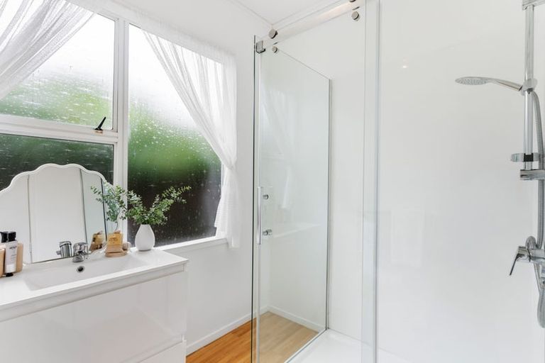 Photo of property in 3 Saint Leonards Road, Devonport, Auckland, 0624