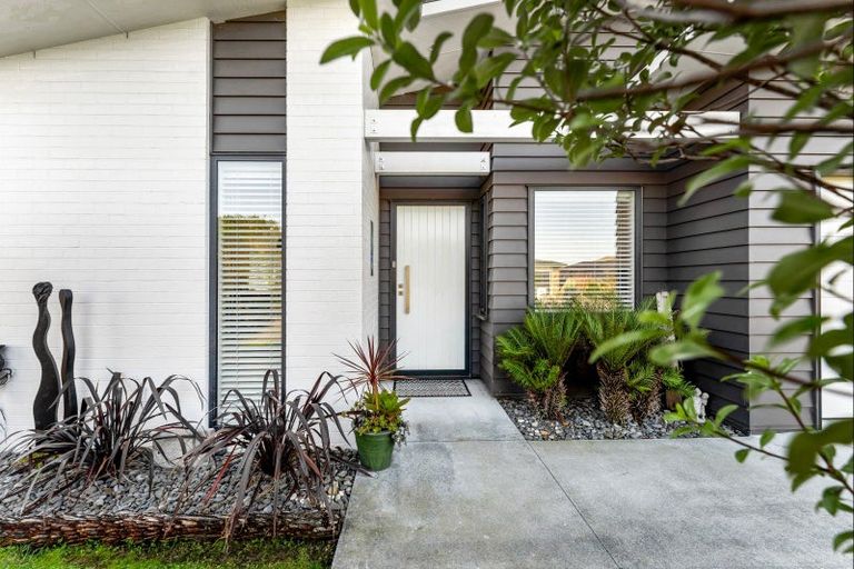 Photo of property in 6 Trevally Place, Snells Beach, 0920