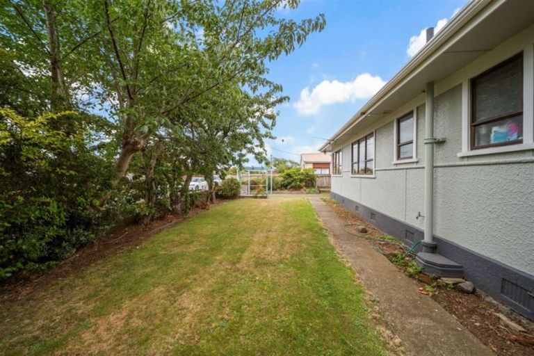 Photo of property in 59 Turuturu Road, Hawera, 4610