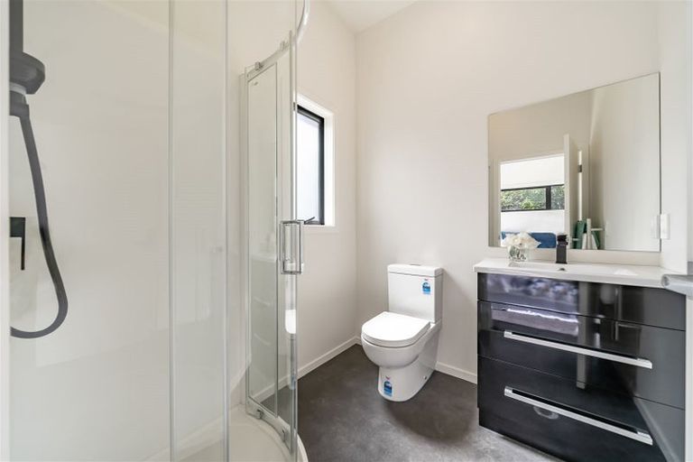 Photo of property in 11 Hastings Grove, Wainuiomata, Lower Hutt, 5014