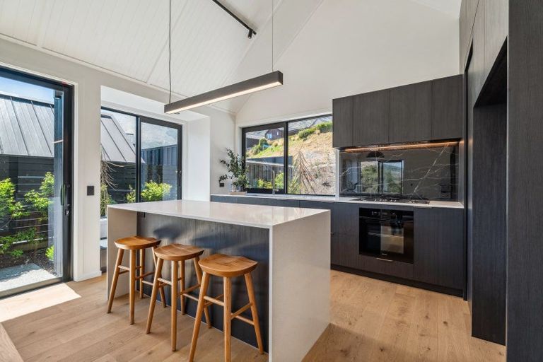 Photo of property in 11 Mckenzies Shute, Jacks Point, Queenstown, 9371