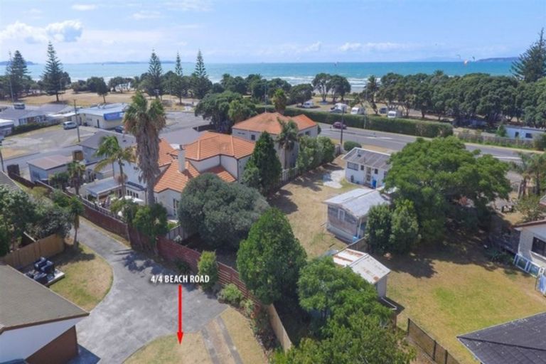 Photo of property in 4/4 Beach Road, Orewa, 0931
