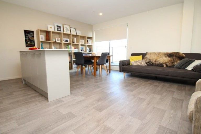 Photo of property in 203/160b Hobsonville Point Road, Hobsonville, Auckland, 0616