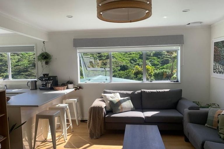 Photo of property in 20f1 Doris Gordon Crescent, Crofton Downs, Wellington, 6035