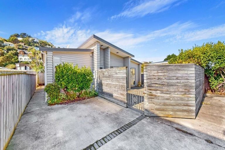 Photo of property in 16b Argentine Avenue, Miramar, Wellington, 6022