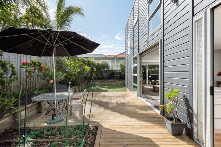 Photo of property in 243b Range Road, Papamoa Beach, Papamoa, 3118