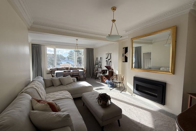 Photo of property in 4/154 Oriental Parade, Oriental Bay, Wellington, 6011
