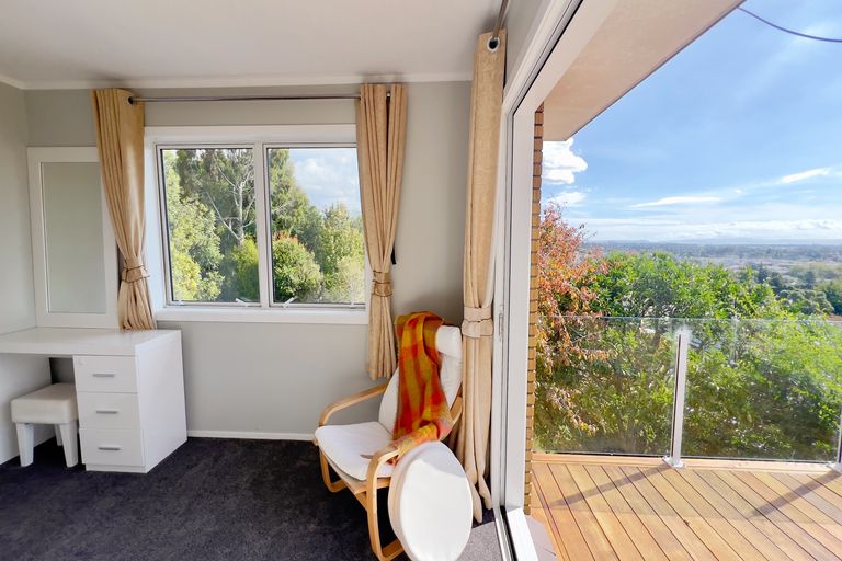 Photo of property in 32 Barberton Terrace, Red Hill, Papakura, 2110