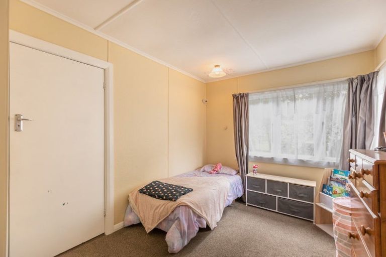 Photo of property in 9 Collins Street, Waipawa, 4210