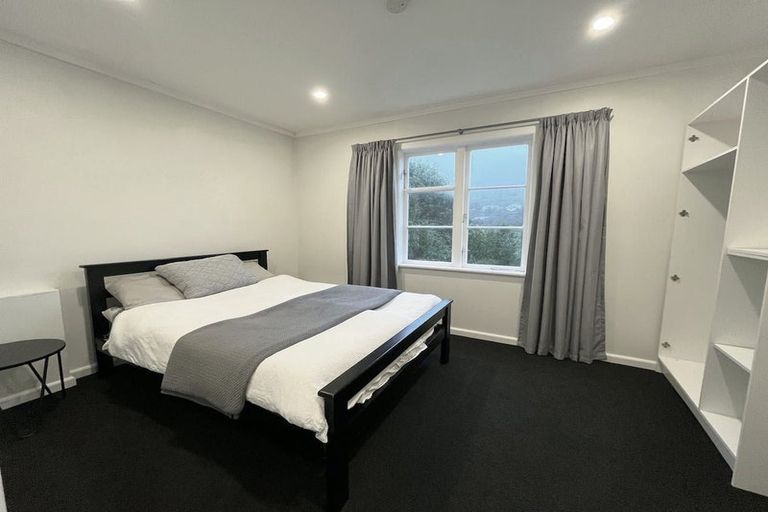 Photo of property in 53 Handyside Street, Tawa, Wellington, 5028