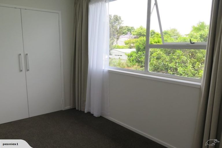 Photo of property in 2/3 Grove Road, Sandringham, Auckland, 1025