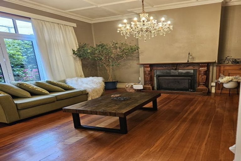 Photo of property in 6 Grendon Street, Maori Hill, Dunedin, 9010