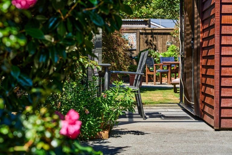 Photo of property in 70 Hautana Street, Woburn, Lower Hutt, 5010