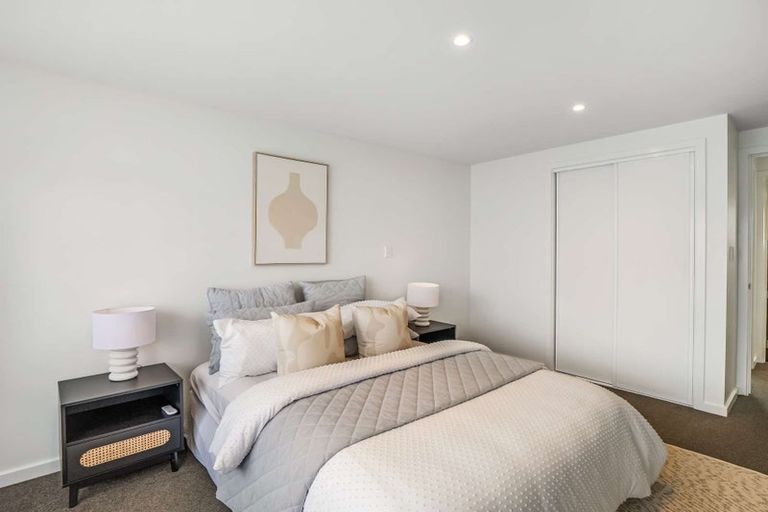 Photo of property in 1/42 Northcote Road, Northcote, Christchurch, 8052