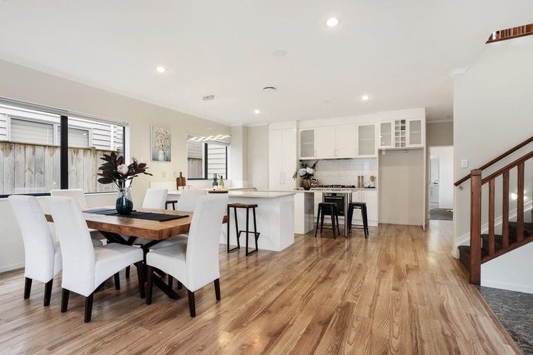 Photo of property in 11 Evelina Lane, Flat Bush, Auckland, 2019