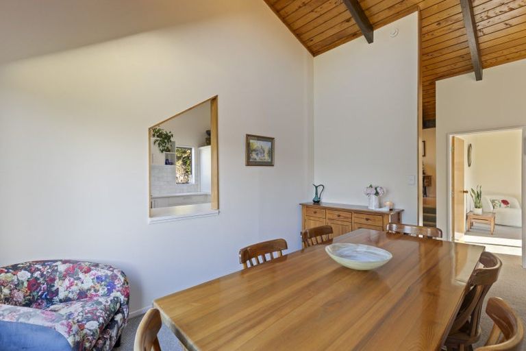 Photo of property in 62e Poplar Grove, Whalers Gate, New Plymouth, 4310