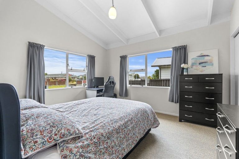 Photo of property in 219 Parklands Avenue, Bell Block, New Plymouth, 4312