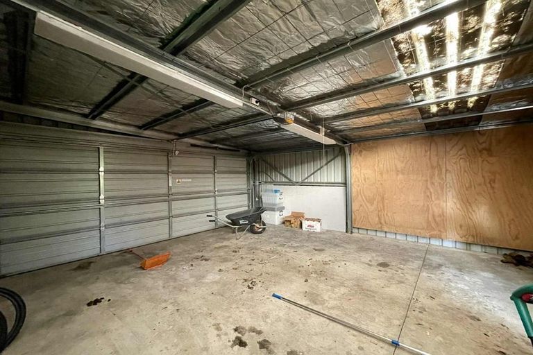 Photo of property in 224 Awai Road, Tarurutangi, New Plymouth, 4372