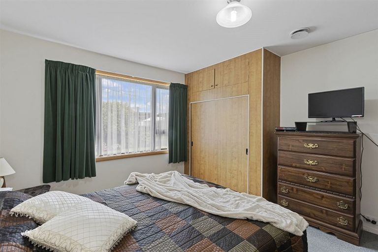 Photo of property in 37 Branston Street, Hornby, Christchurch, 8042