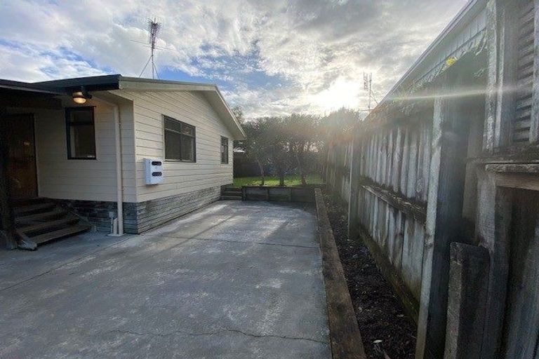 Photo of property in 4 Marine Parade, Mount Maunganui, 3116