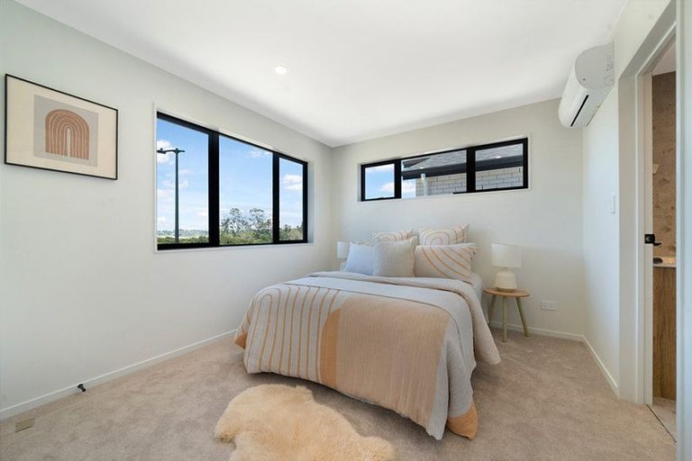 Photo of property in 15 Octans Road, Westgate, 0814