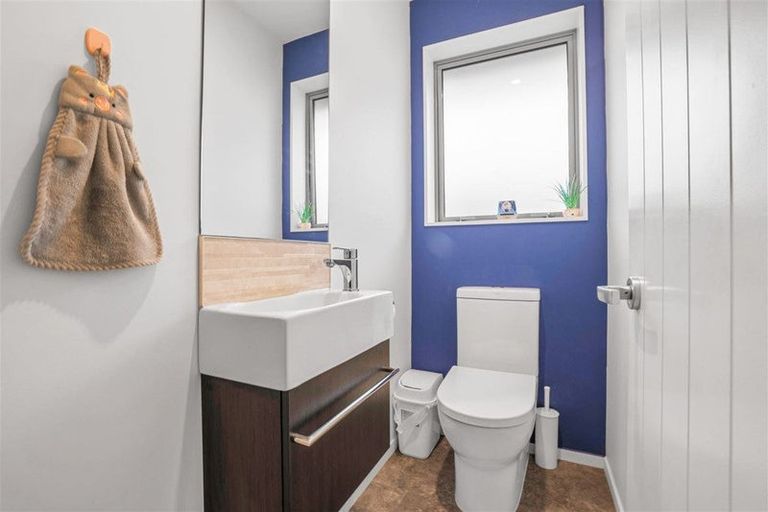 Photo of property in 3 Crest Place, Rolleston, 7615