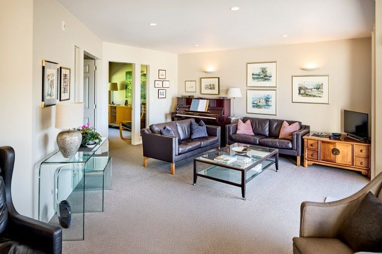 Photo of property in 12/22 Oriental Terrace, Oriental Bay, Wellington, 6011