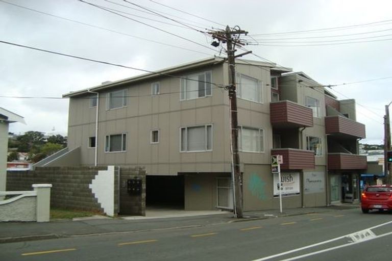 Photo of property in 189u4 Ohiro Road, Brooklyn, Wellington, 6021