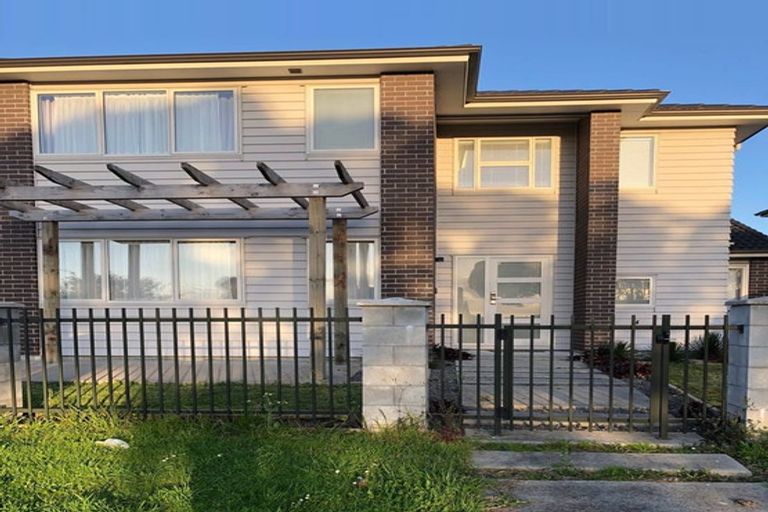 Photo of property in 24 Pikao Place, East Tamaki, Auckland, 2016