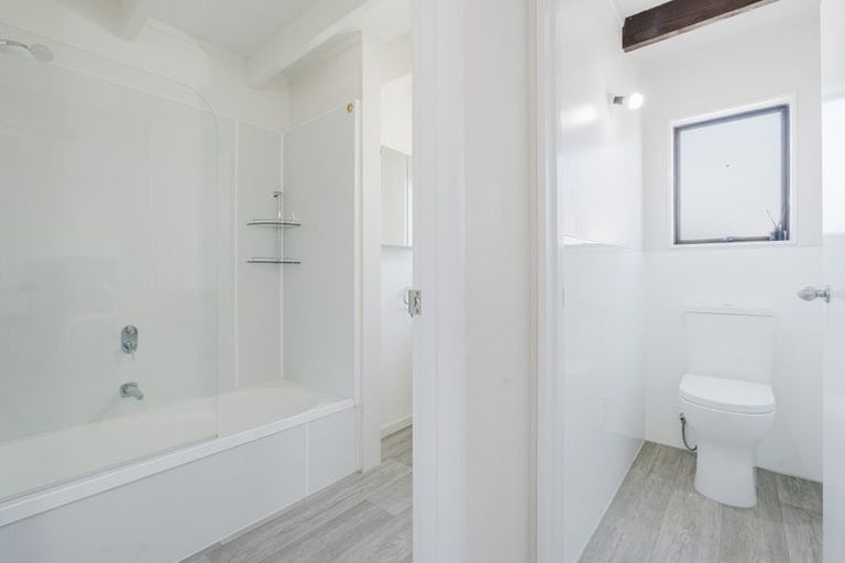 Photo of property in 8c Macdonald Road, Glenview, Hamilton, 3206