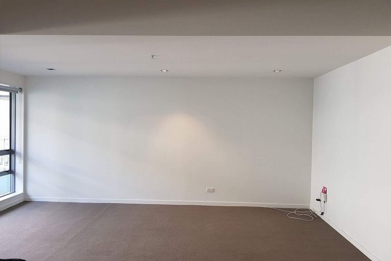 Photo of property in 2a/1 Hanson Street, Mount Cook, Wellington, 6021