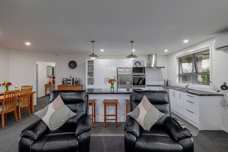 Photo of property in 1 Long Melford Road, Awapuni, Palmerston North, 4412