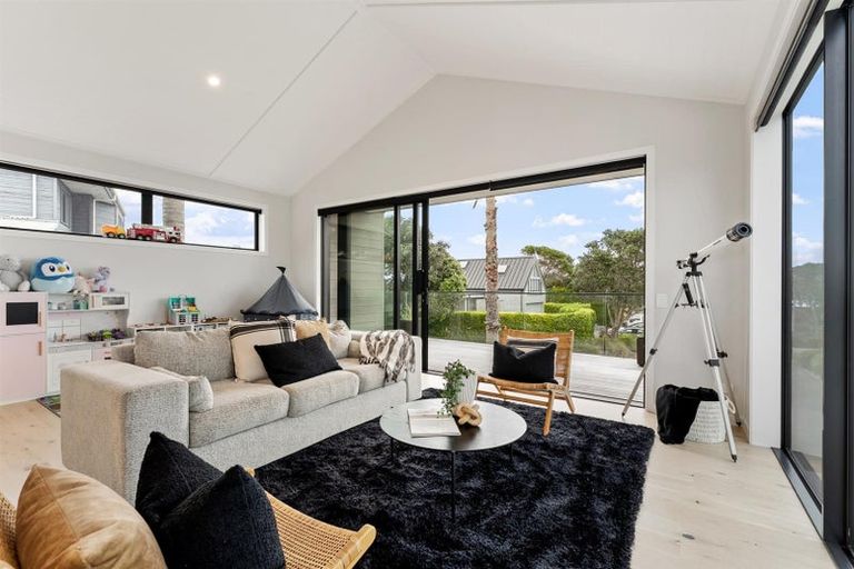 Photo of property in 10 May Way, Omaha, Warkworth, 0986