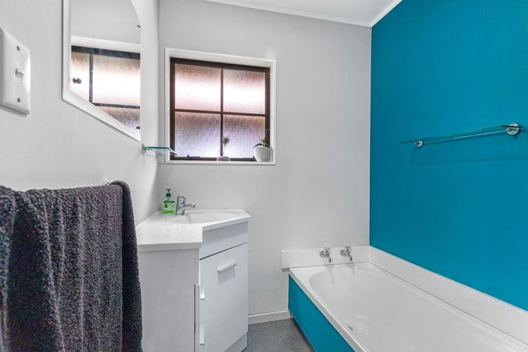 Photo of property in 21 Greenfield Road, Pollok, Waiuku, 2684